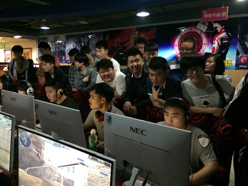 也通过森林 也通过森林