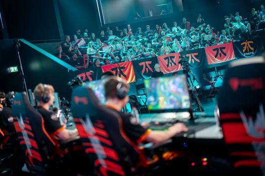 更是一次 更是一次